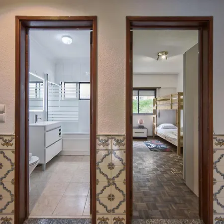 Pontinha Typical By Homing Apartment *