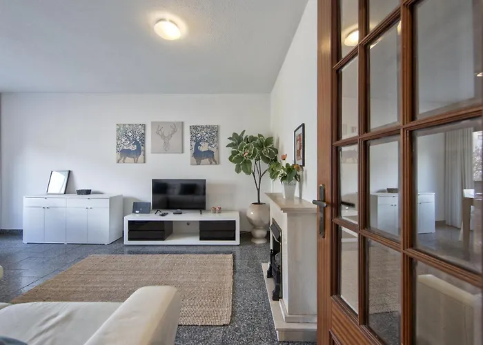 Apartament Pontinha Typical By Homing