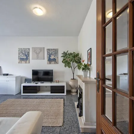 Apartament Pontinha Typical By Homing