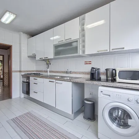 Pontinha Typical By Homing Lizbona