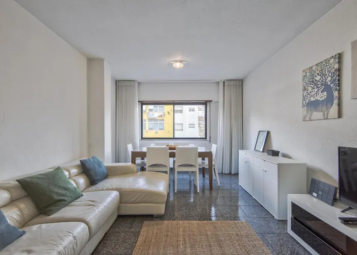 Pontinha Typical By Homing * Lisboa